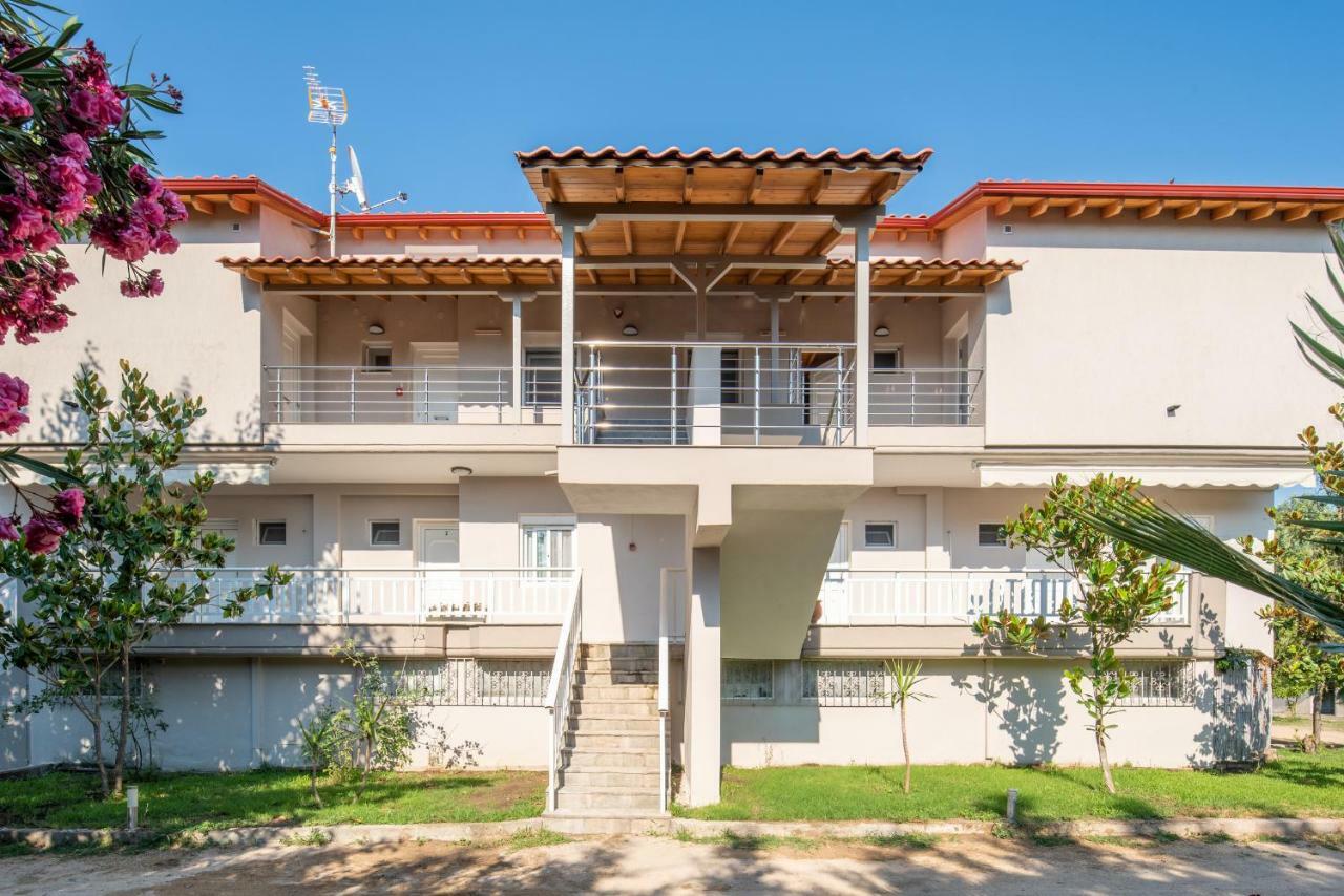 Camping Linaraki Apartments & Bungalows Sykia Chalkidikis Exterior photo